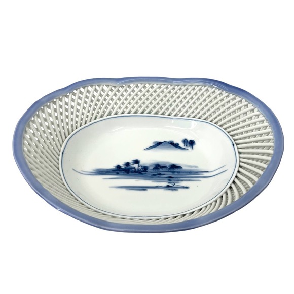 Asian reticulated blue and white woven porcelain oval bowl - Picture 1 of 5